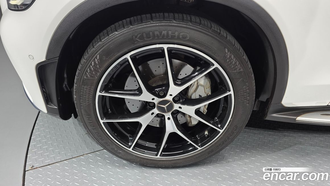 Mercedes-Benz GLC-Class 2022