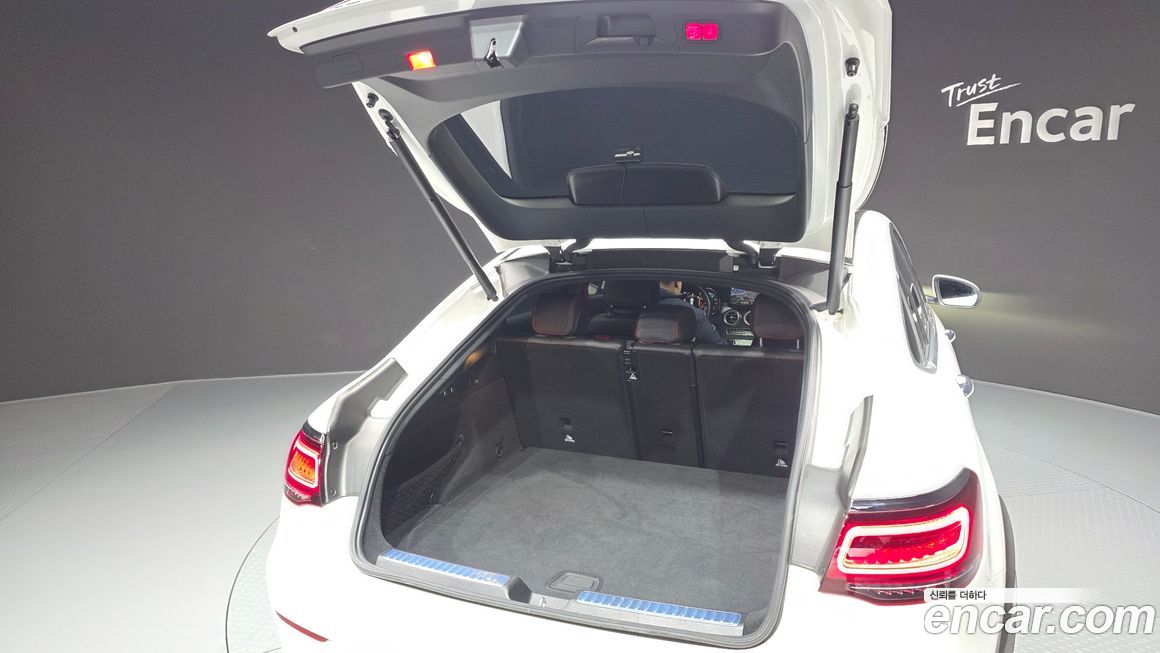 Mercedes-Benz GLC-Class 2022