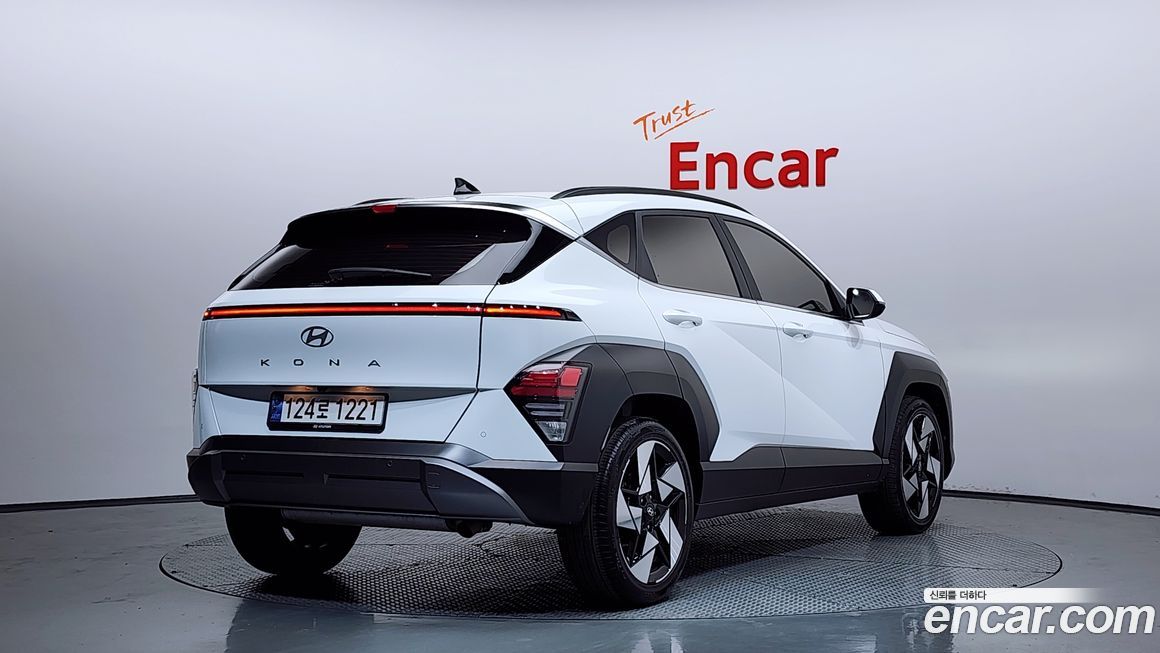 Hyundai Kona 2025