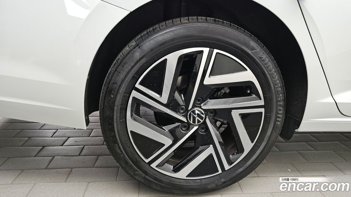 Volkswagen Jetta 2023