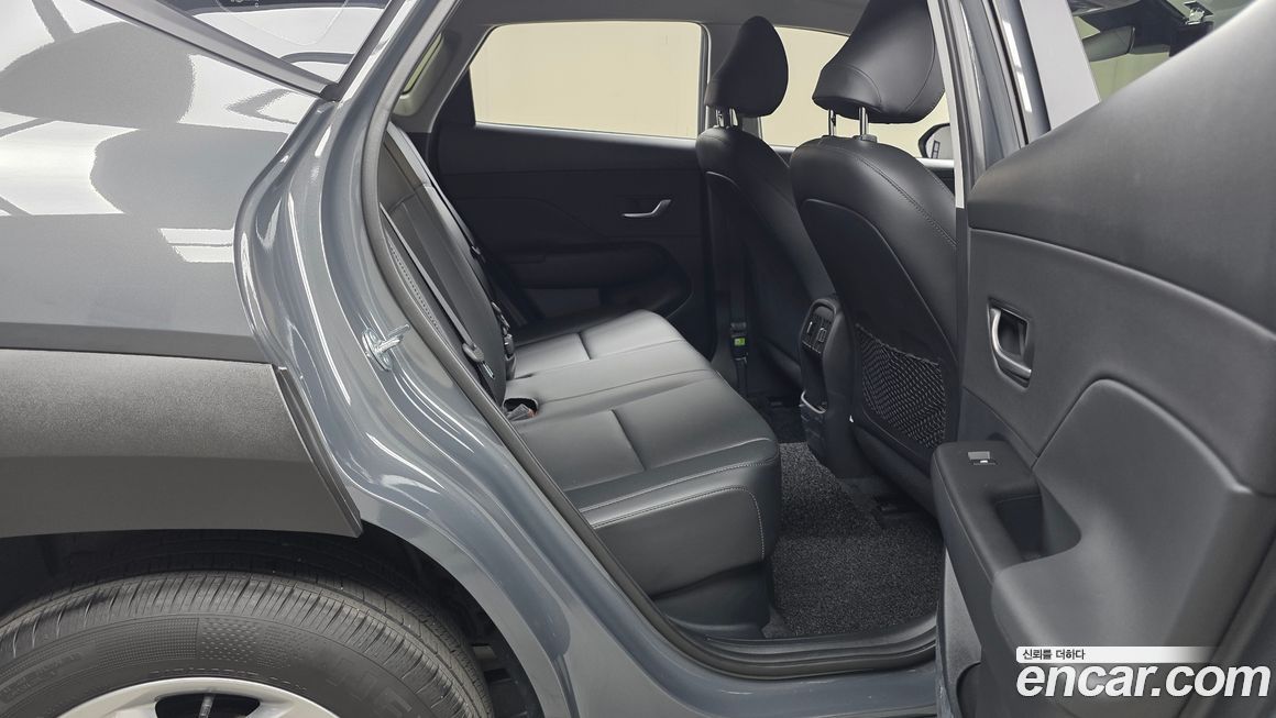 Hyundai Kona 2025