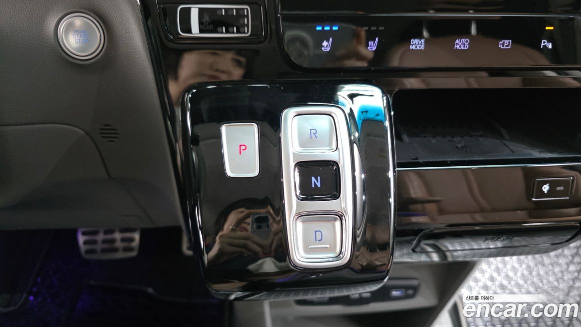 Hyundai Staria 2022