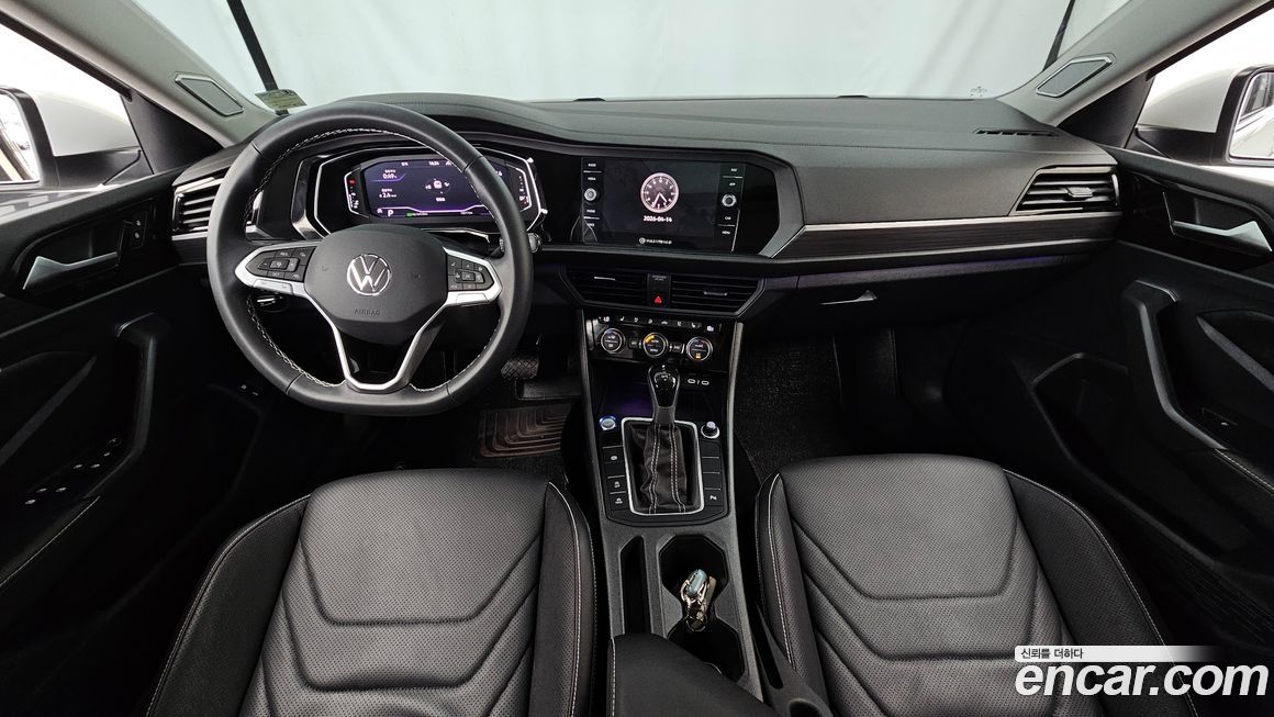 Volkswagen Jetta 2023