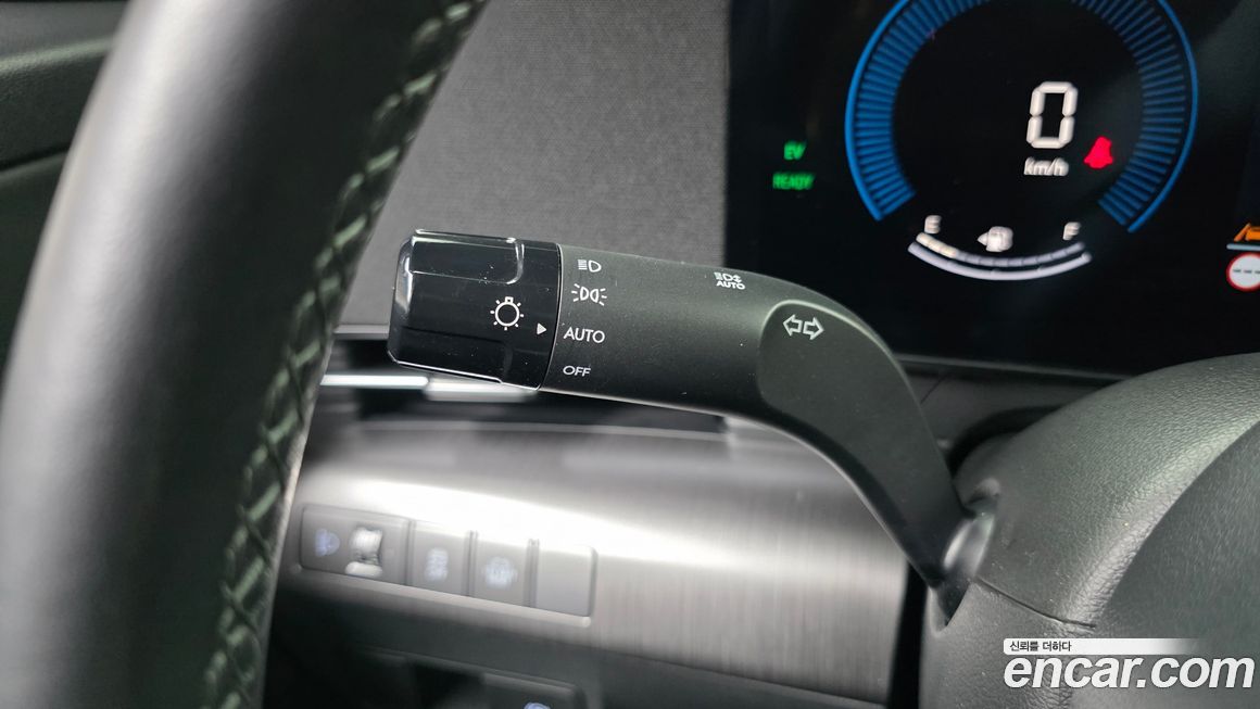 Hyundai Kona 2025