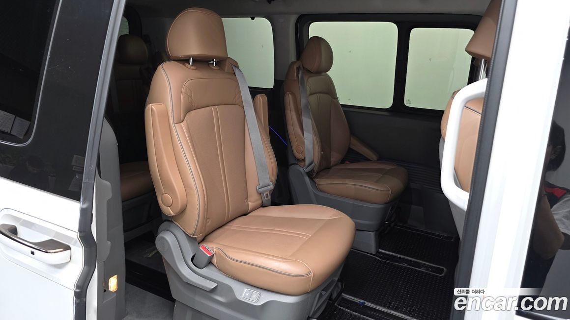 Hyundai Staria 2022