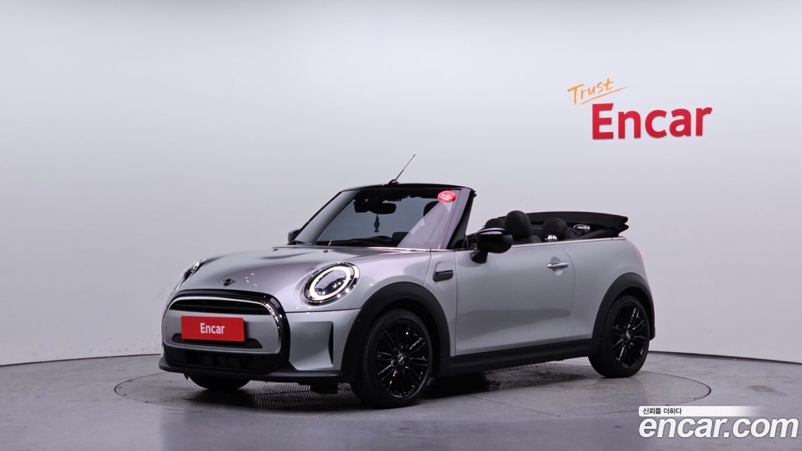 Mini Cooper Convertible 2024