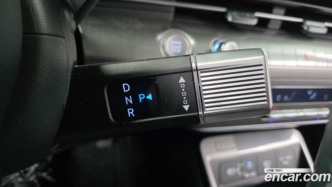 Hyundai Kona 2025