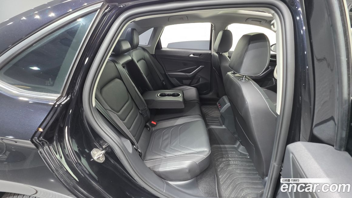 Volkswagen Jetta 2023