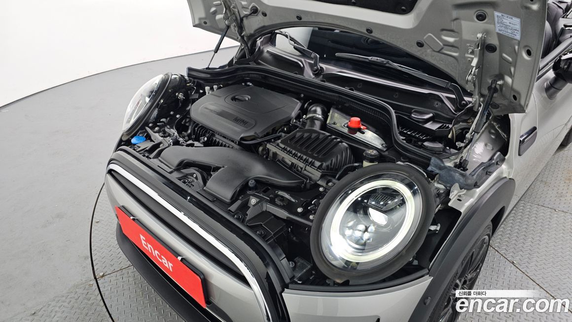 Mini Cooper Convertible 2024