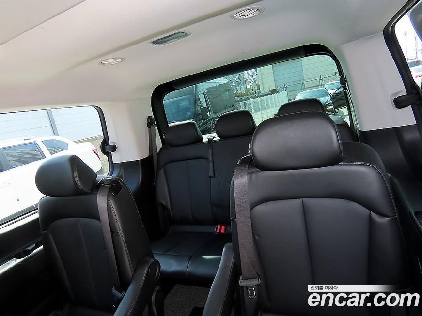 Hyundai Staria 2022