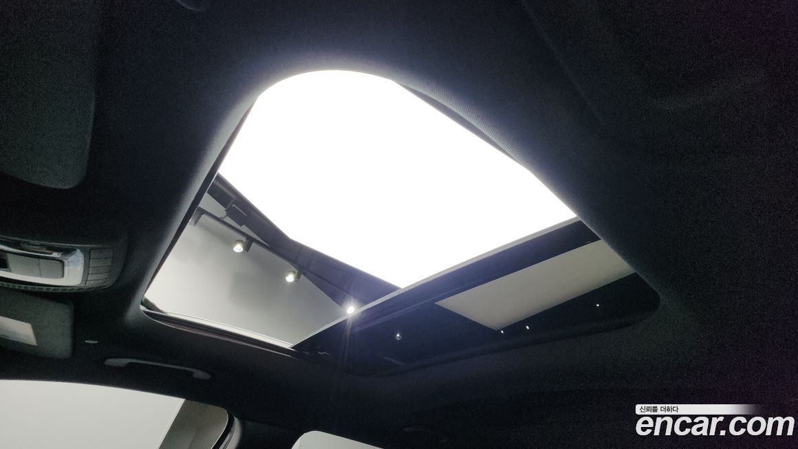 Mercedes-Benz GLB-Class 2021