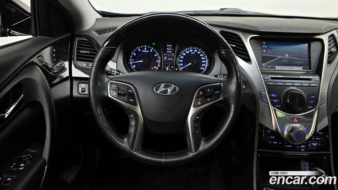 Hyundai Grandeur 2011