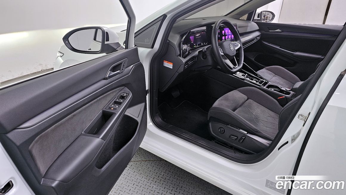 Volkswagen Golf 2023