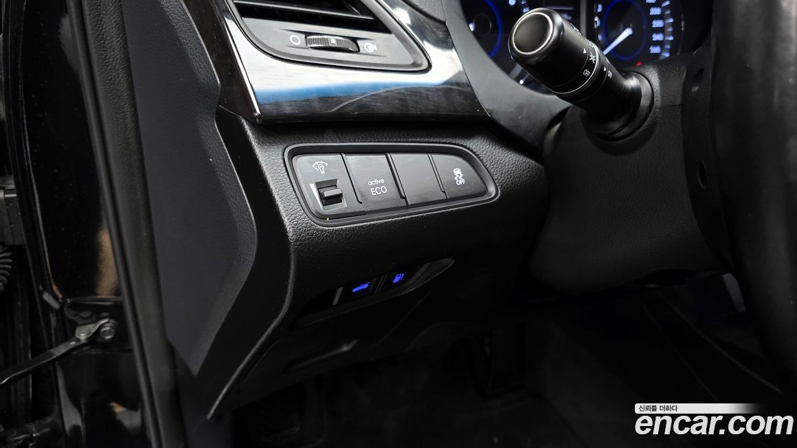 Hyundai Grandeur 2011