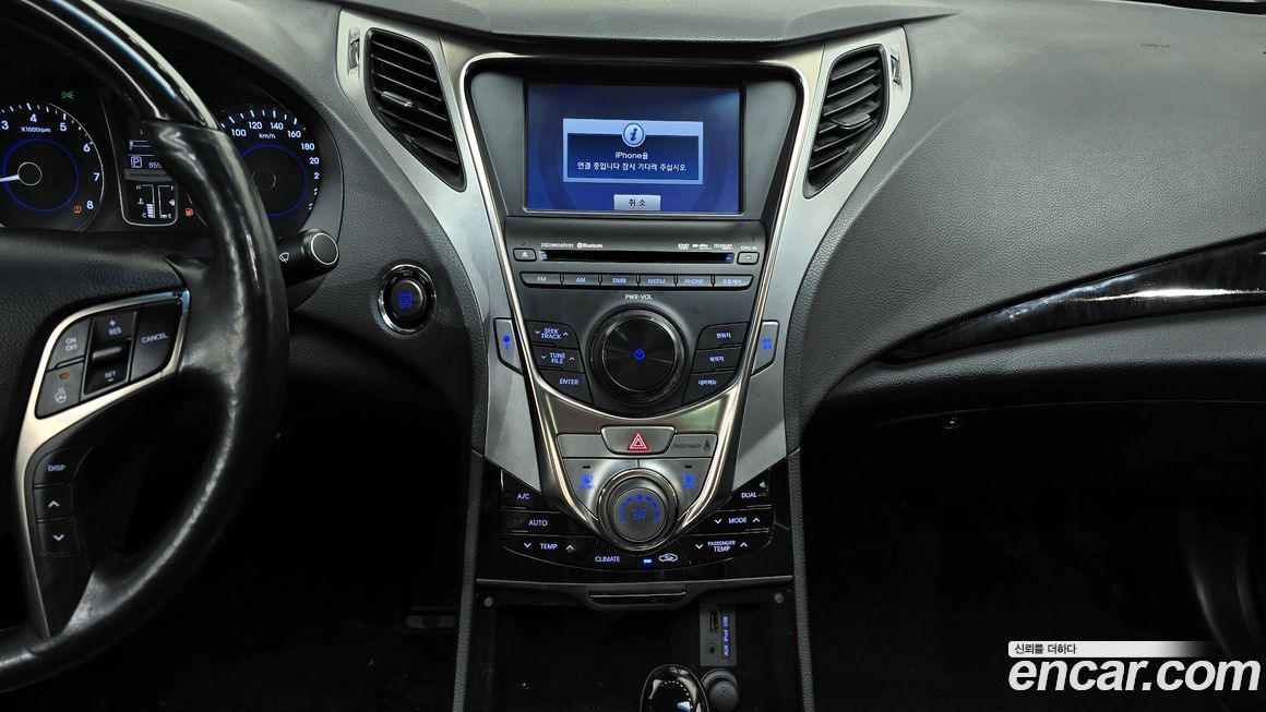 Hyundai Grandeur 2011