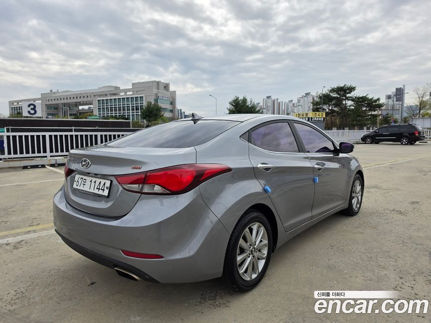 Hyundai AVANTE 2014