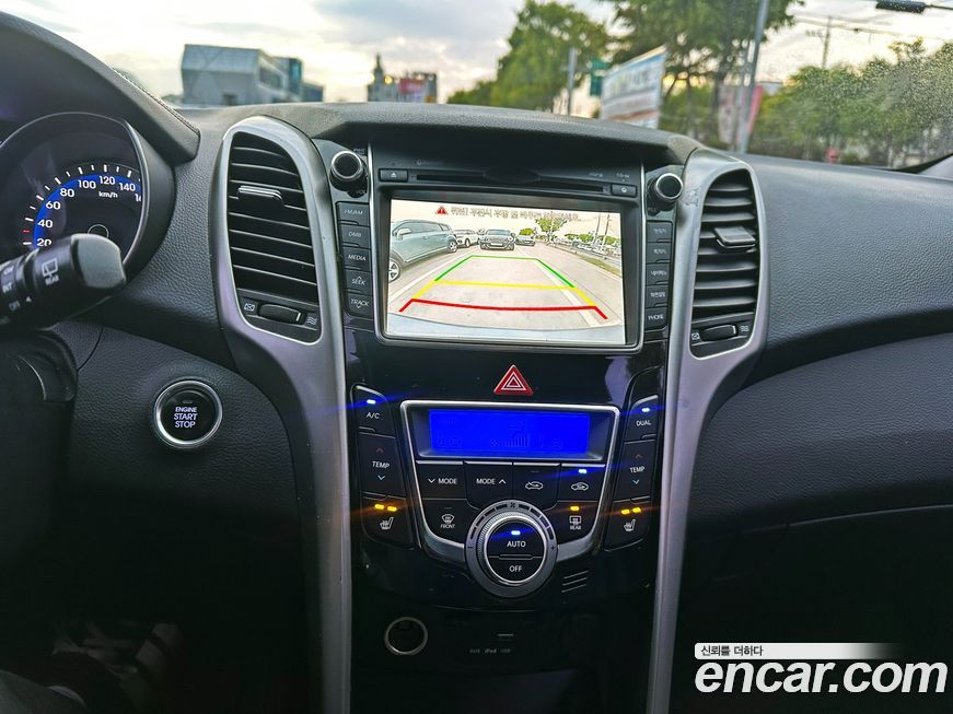 Hyundai i30 2016