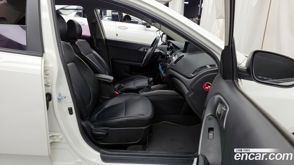 Kia Porte 2012