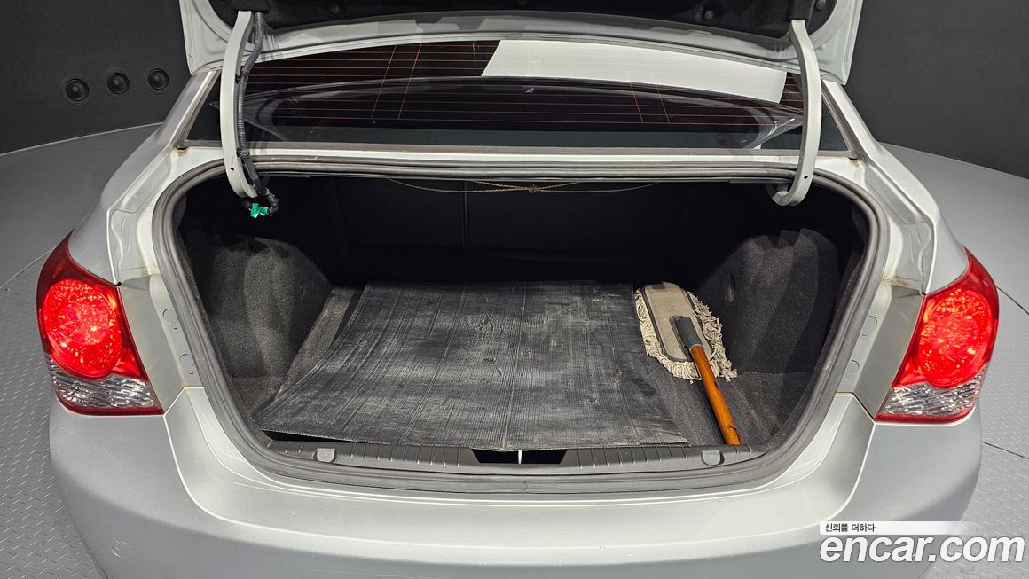 ChevroletGMDaewoo Cruze 2013