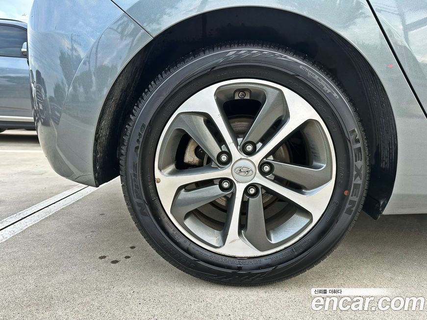 Hyundai i30 2016