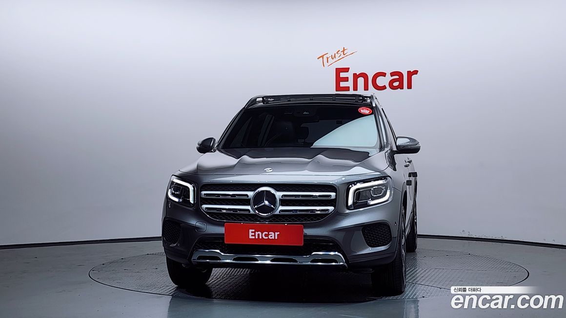 Mercedes-Benz GLB-Class 2021