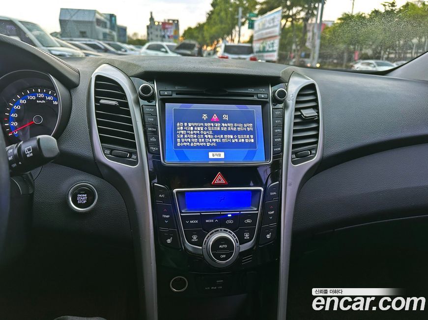 Hyundai i30 2016