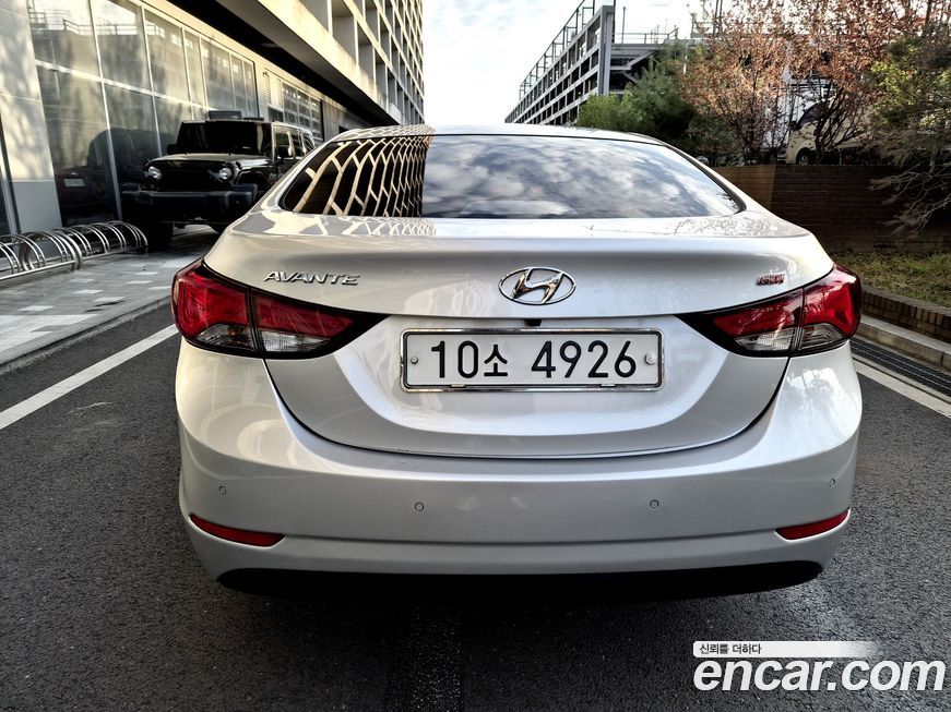 Hyundai AVANTE 2016