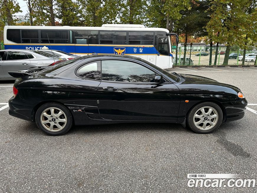 Hyundai Tiburon 2000