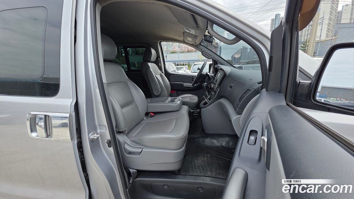 Hyundai Starex 2016