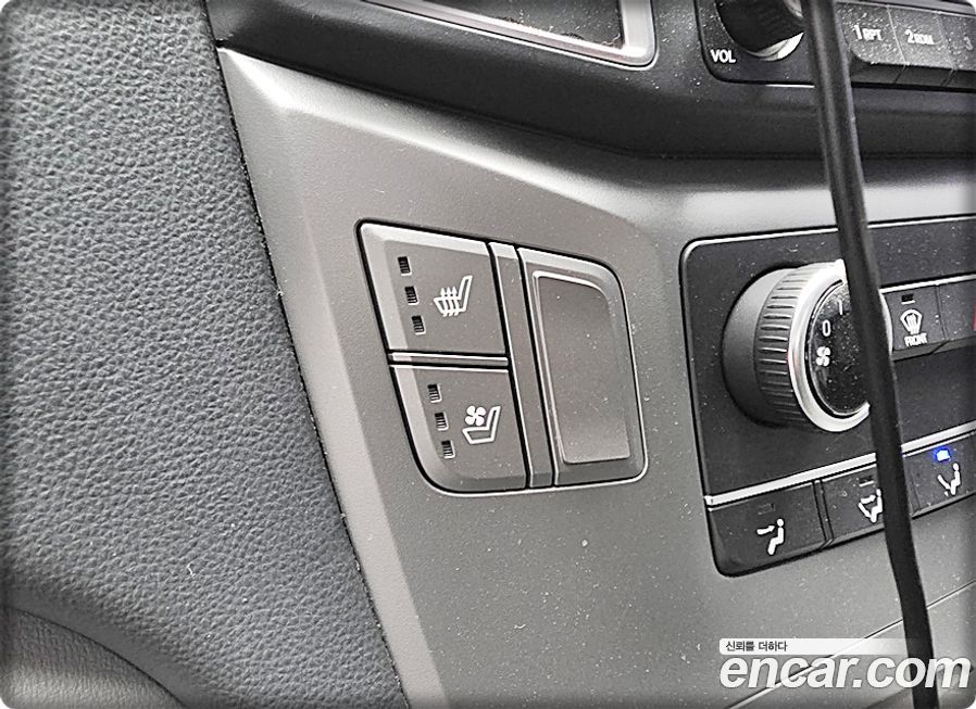 Hyundai Starex 2019