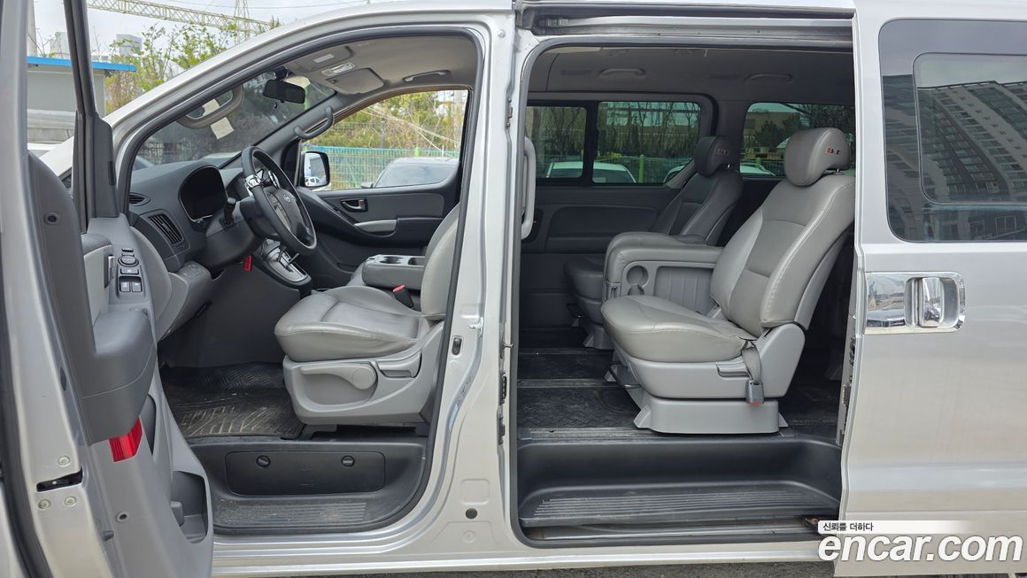 Hyundai Starex 2016