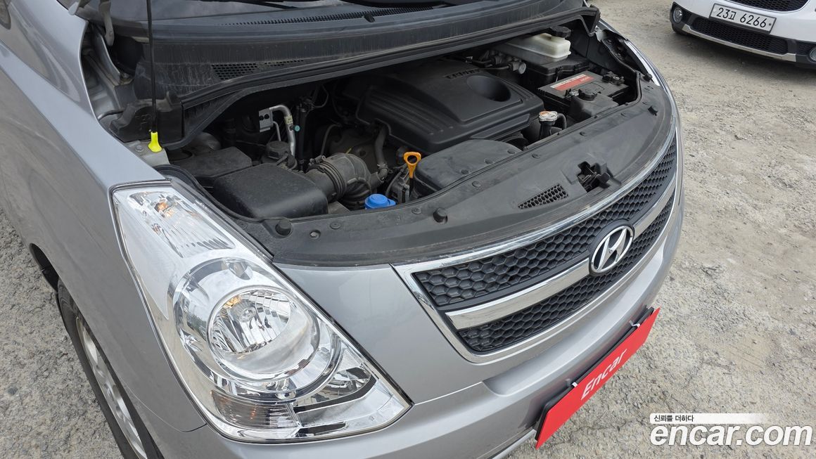 Hyundai Starex 2016