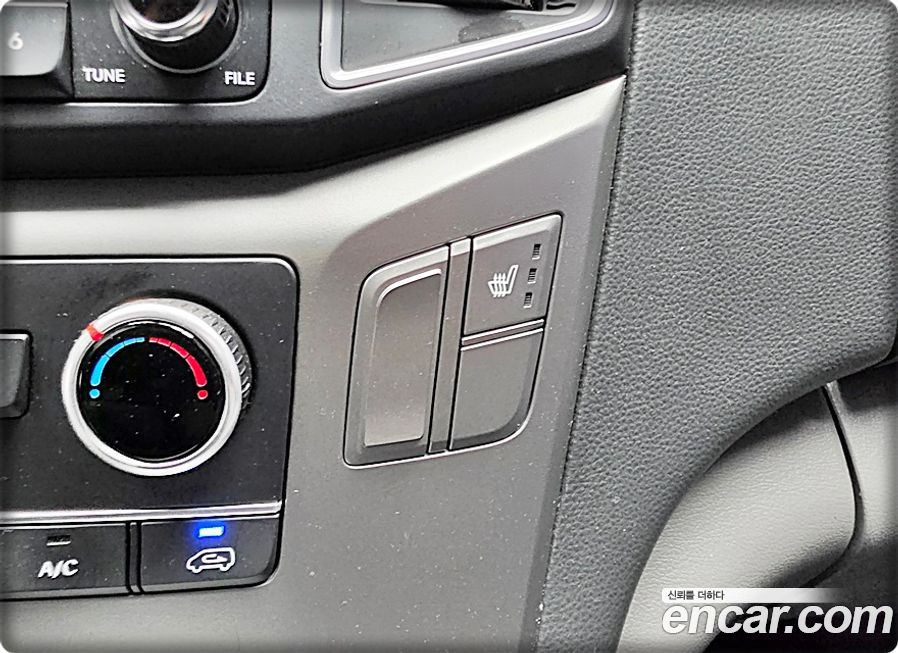 Hyundai Starex 2019