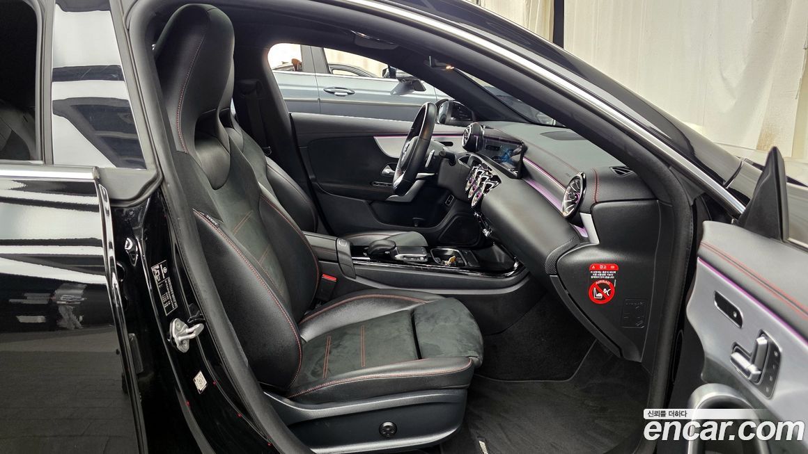 Mercedes-Benz CLA-Class 2021