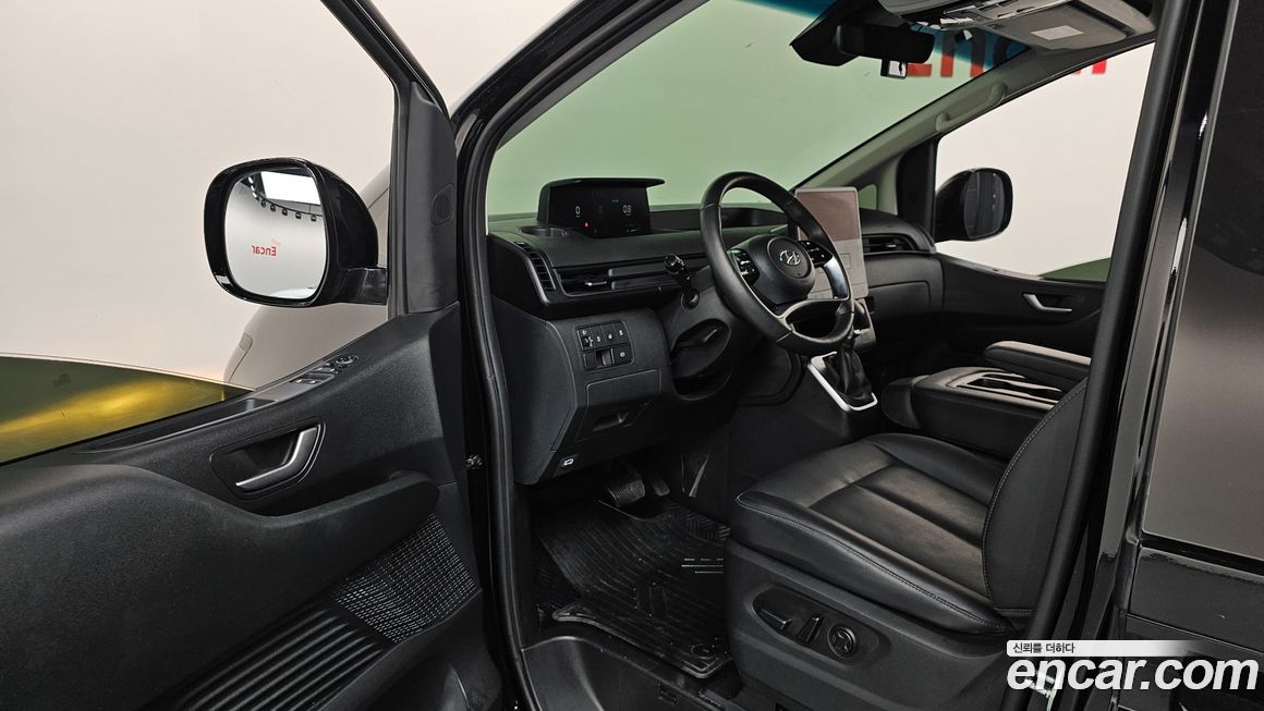 Hyundai Staria 2024
