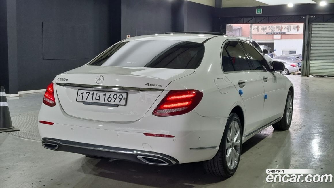 Mercedes-Benz E-Class 2019