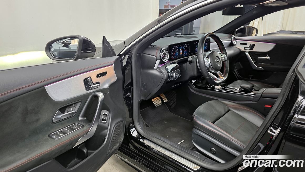 Mercedes-Benz CLA-Class 2021
