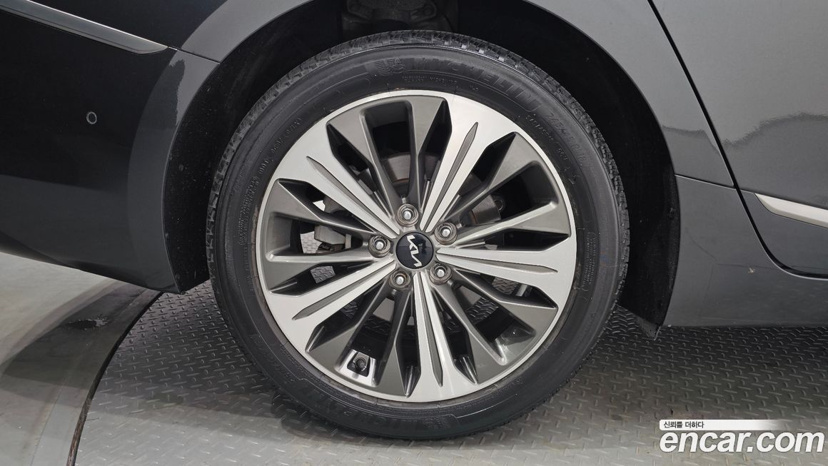 Kia K8 2023
