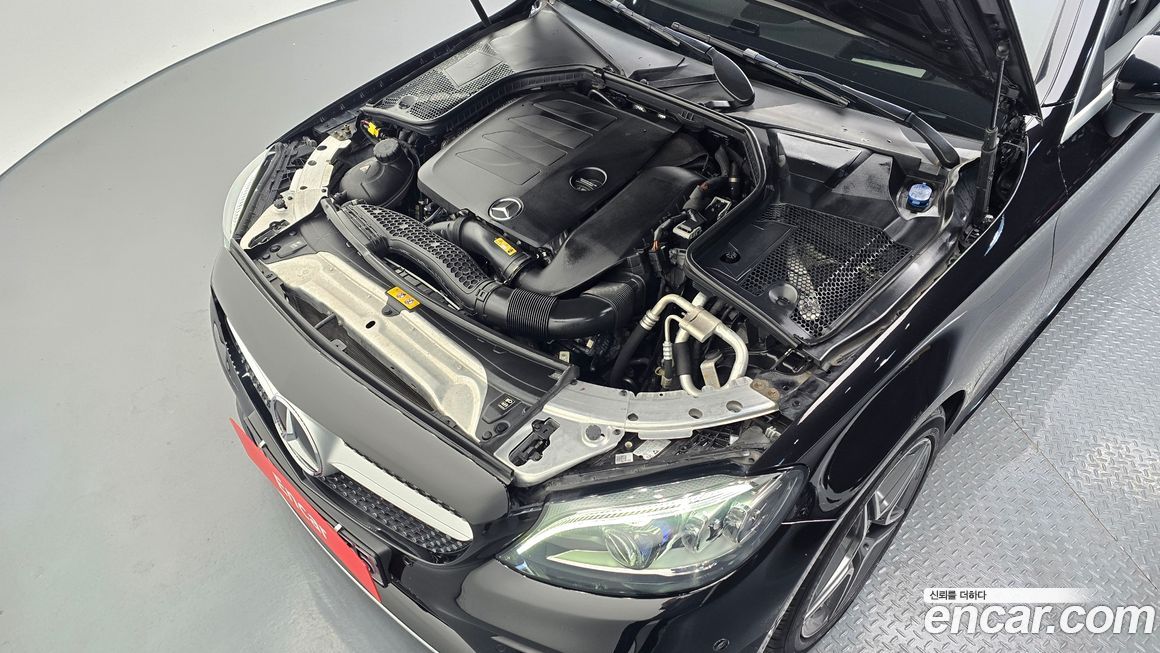 Mercedes-Benz C-Class 2020