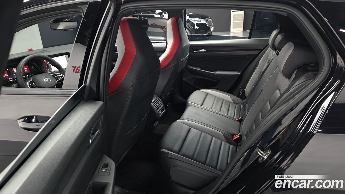 Volkswagen Golf 2024