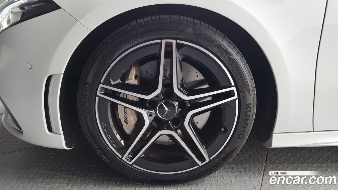 Mercedes-Benz A-Class 2021