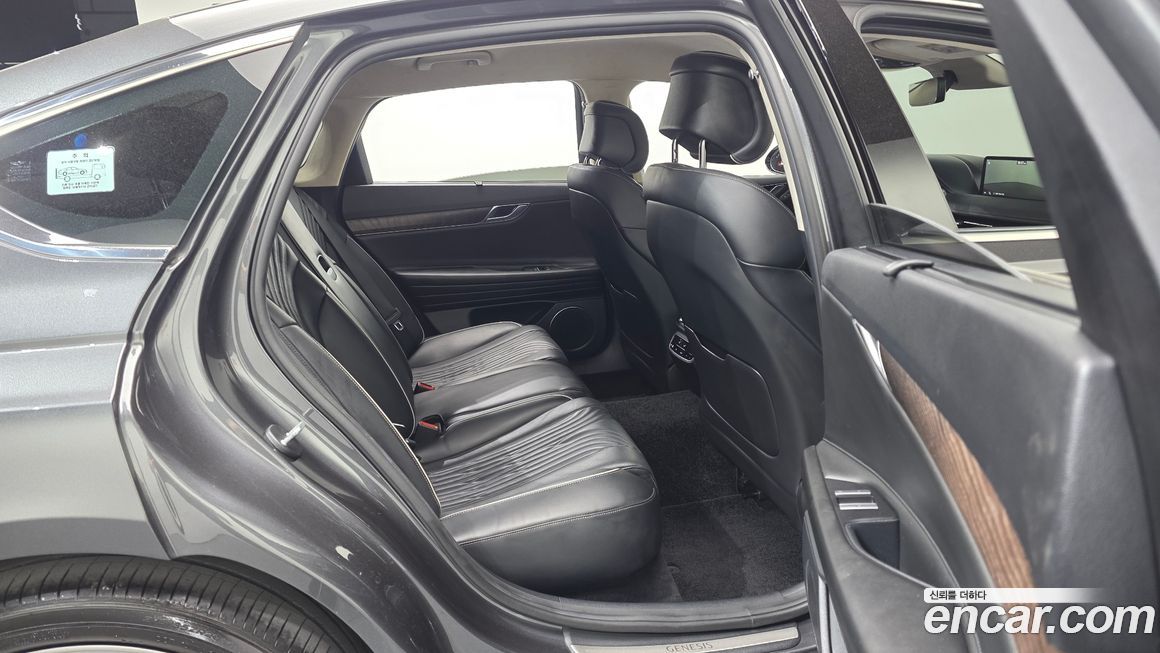 Genesis G80 2021