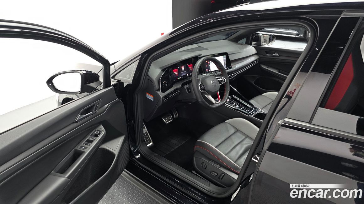 Volkswagen Golf 2024