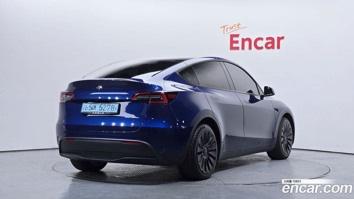Tesla Model Y 2021
