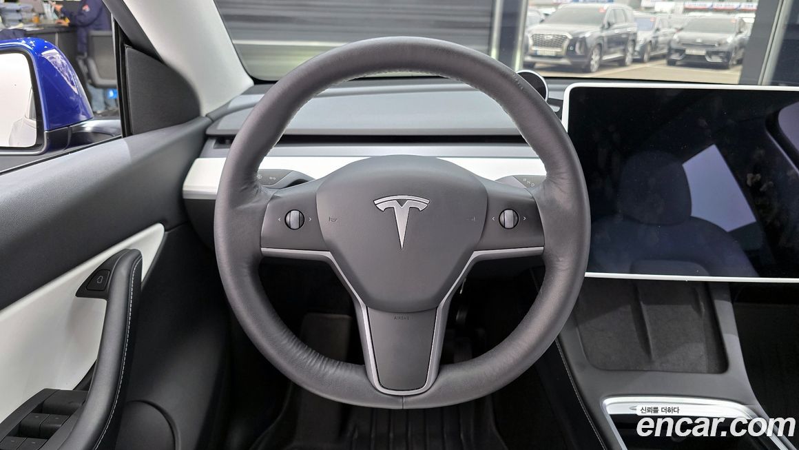 Tesla Model Y 2021
