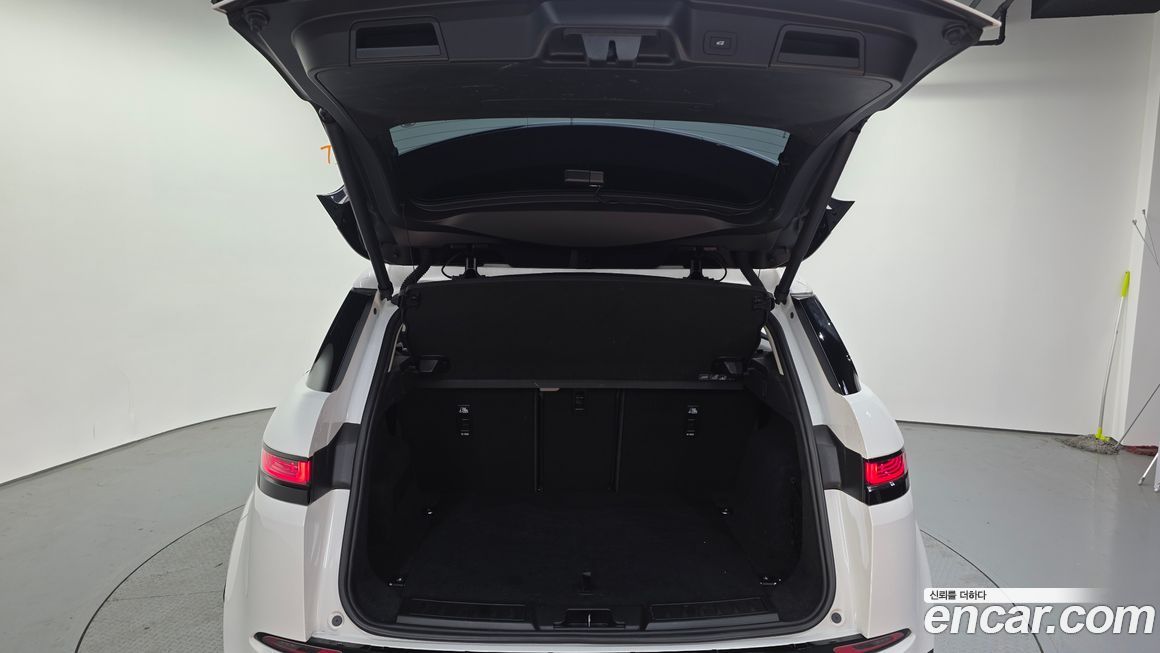 Land Rover Range Rover Evoque 2023
