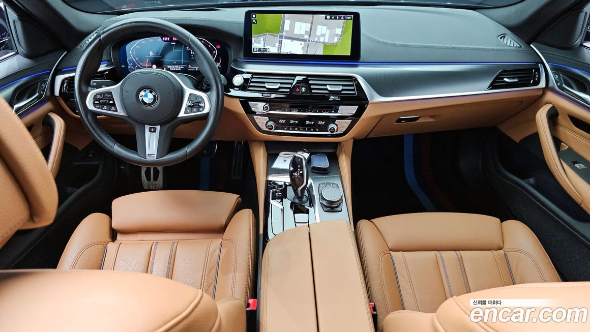 BMW 5-Series 2023