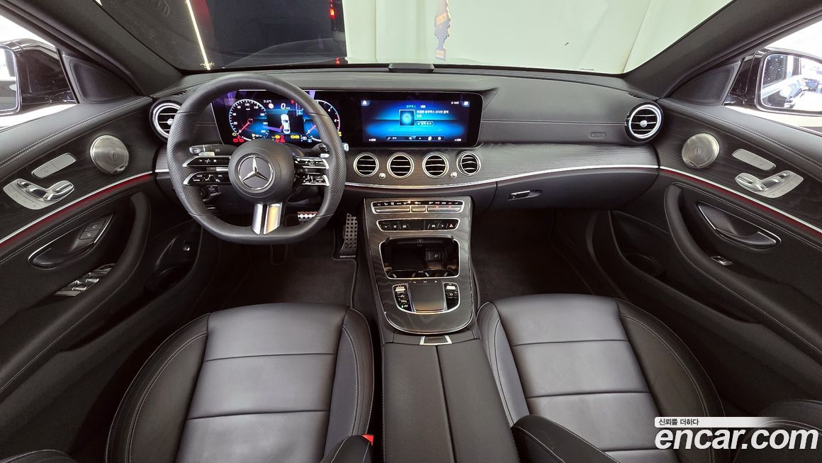 Mercedes-Benz E-Class 2021