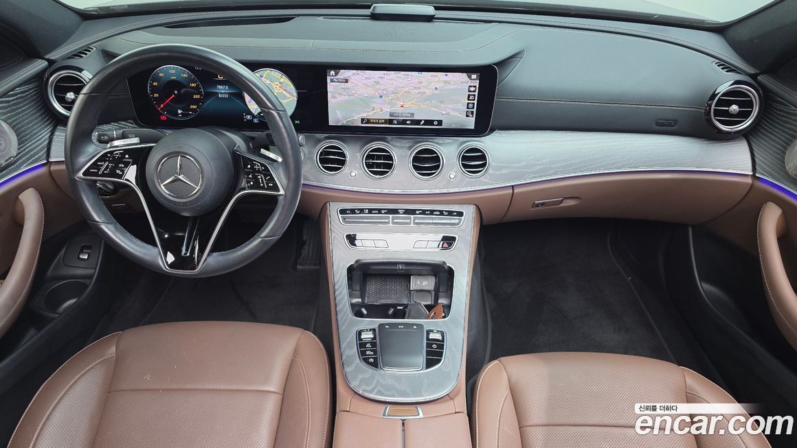 Mercedes-Benz E-Class 2022