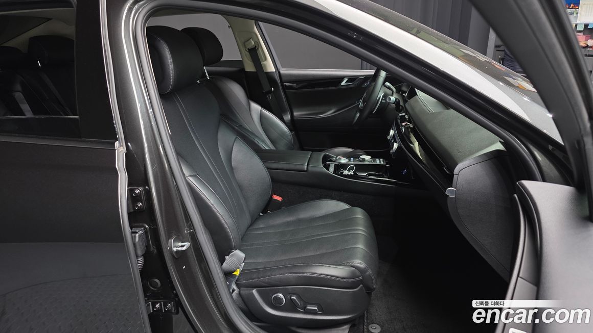 Genesis G80 2023